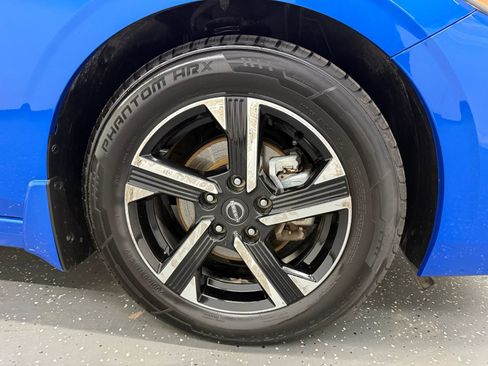 Used 2024 Nissan Sentra SV FWD image 21