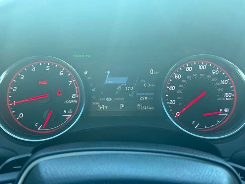 Used 2018 Toyota Camry XSE image 32