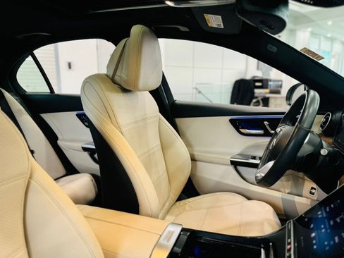 Used 2023 Mercedes-Benz C 300 4MATIC Sedan image 21