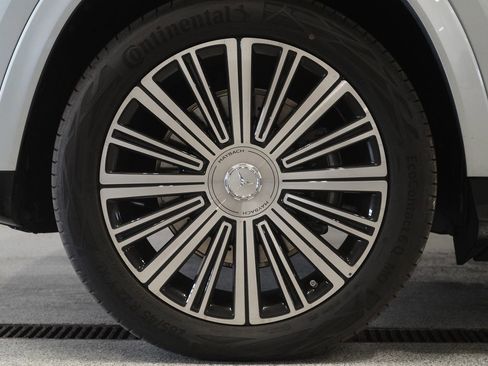 New 2026 Mercedes-Benz Maybach GLS 600 4MATIC image 11