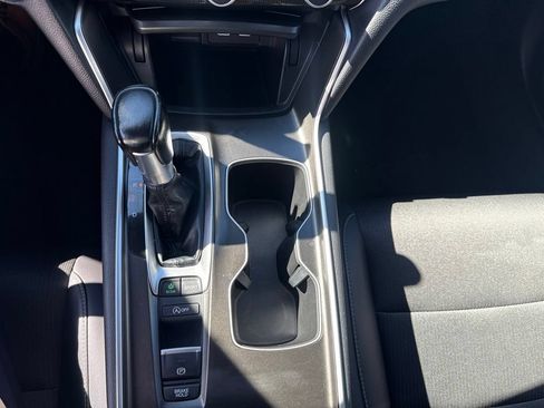 Used 2021 Honda Accord Sport image 21