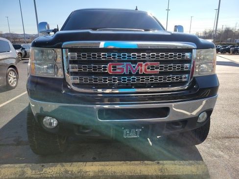 Used 2013 GMC Sierra 2500 SLE w/ SLE Preferred Package image 2