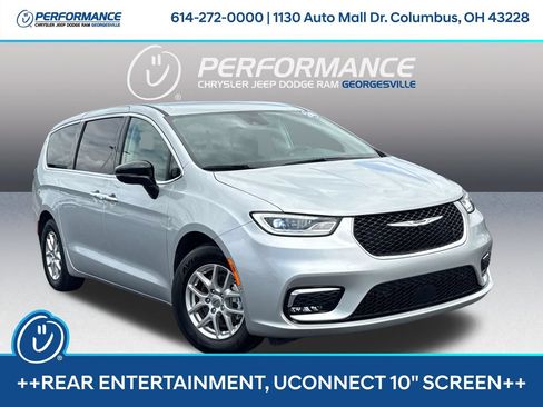 Used 2024 Chrysler Pacifica Touring-L w/ Uconnect Theater Family Group FWD image 1