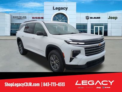 Used 2024 Chevrolet Traverse LT w/ Enhanced Driving Package