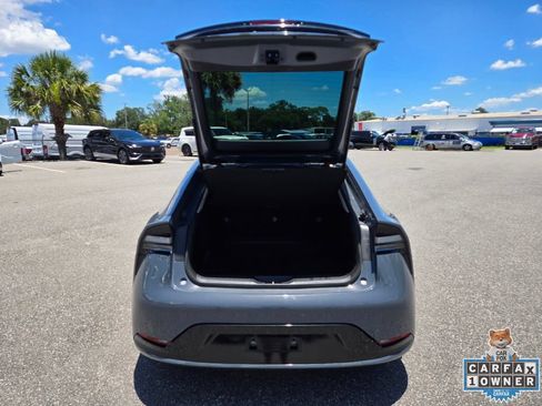 Used 2024 Toyota Prius Prime FWD image 17