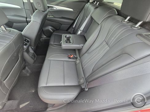 Used 2024 Buick Envision Avenir image 24