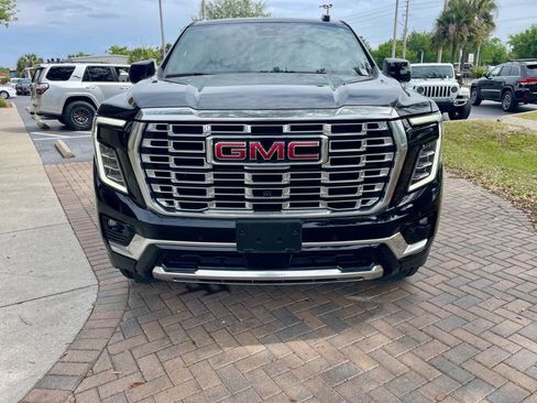 Used 2025 GMC Yukon Denali image 9