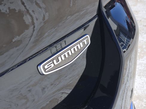 Used 2024 Jeep Grand Cherokee L Summit image 14