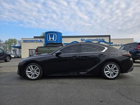 Used 2022 Lexus IS 300 w/ Accessory Package image 5