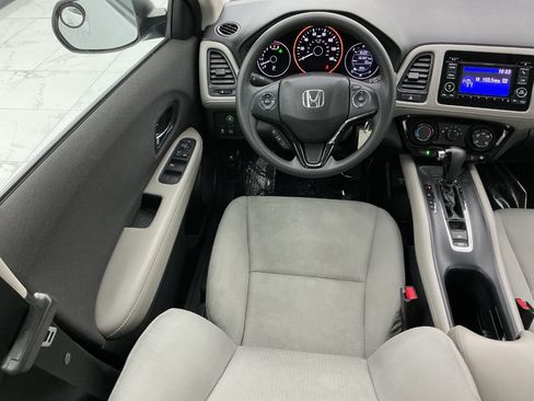 Used 2020 Honda HR-V LX image 30
