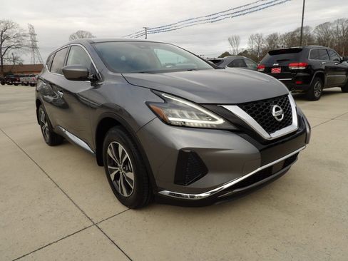 Used 2022 Nissan Murano S image 4