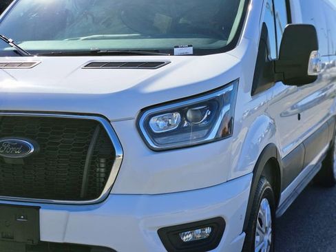 Used 2023 Ford Transit 350 XLT image 9
