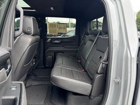 Used 2024 GMC Sierra 1500 AT4X AWD/4WD image 27