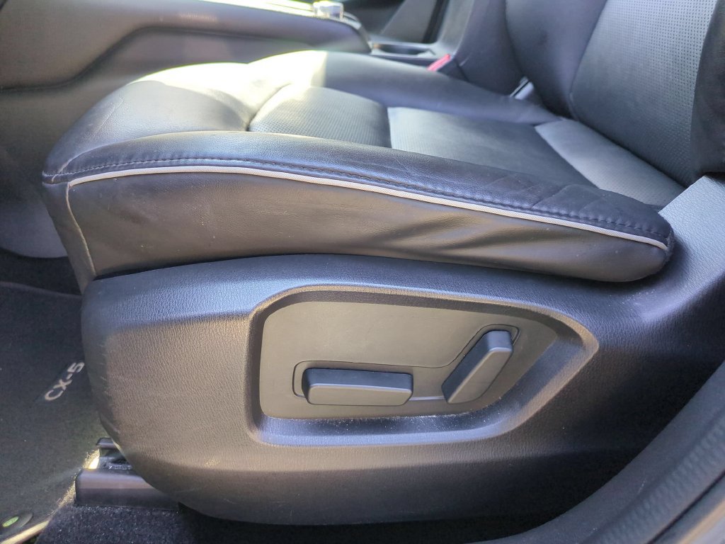 Used 2025 MAZDA CX-5 AWD 2.5 S w/ Select Package image 14