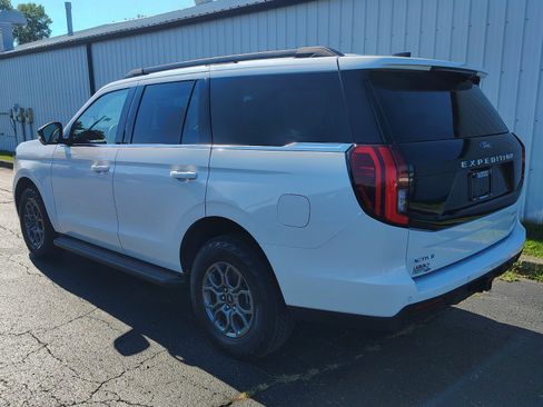 New 2026 Ford Expedition Active AWD/4WD image 7