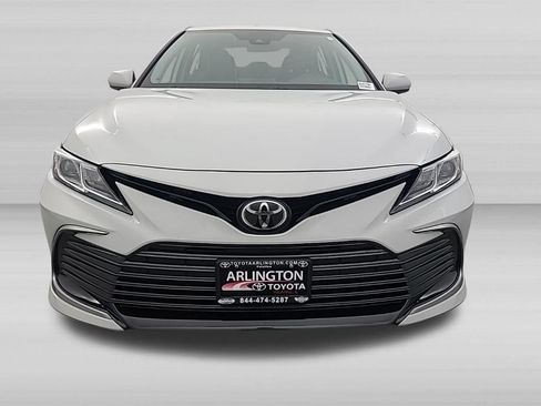 Used 2024 Toyota Camry LE FWD image 10