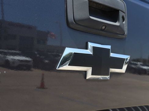 Used 2015 Chevrolet Silverado 2500 LTZ w/ Duramax Plus Package AWD/4WD image 54