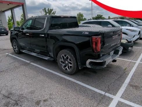 Used 2023 GMC Sierra 1500 SLT w/ SLT Premium Package AWD/4WD image 1