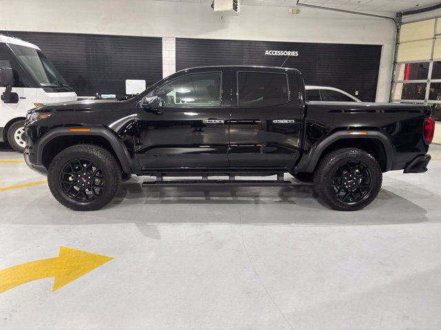 Used 2026 GMC Canyon Denali w/ LPO, Denali Black Edition AWD/4WD image 2