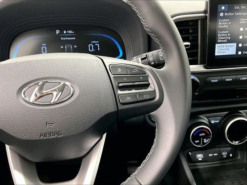 New 2026 Hyundai Venue SEL image 14