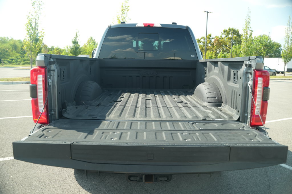 Used 2025 Ford F250 Lariat w/ Black Appearance Package AWD/4WD image 19