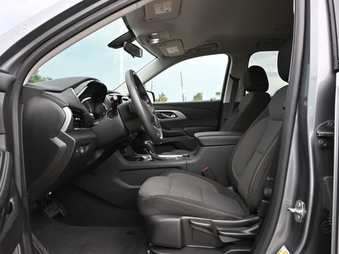 Used 2020 Chevrolet Traverse LS FWD image 17