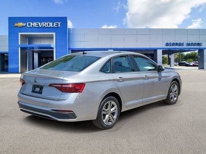 Used 2024 Volkswagen Jetta SE