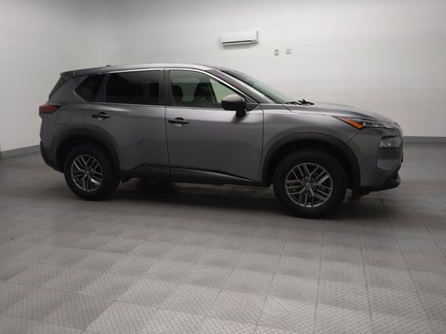 Used 2021 Nissan Rogue S image 11