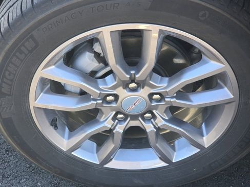 Used 2022 GMC Terrain SLT w/ Tech Package image 30