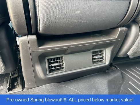 Used 2020 Chevrolet Silverado 1500 LT AWD/4WD image 19