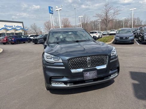 Used 2022 Lincoln Aviator Reserve w/ Equipment Group 201A image 4