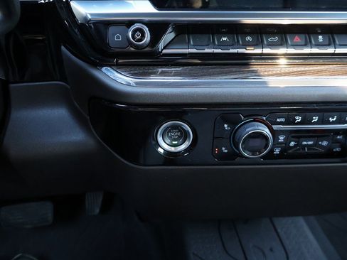 Used 2023 Chevrolet Silverado 1500 LT w/ Z71 Off-Road Package image 25