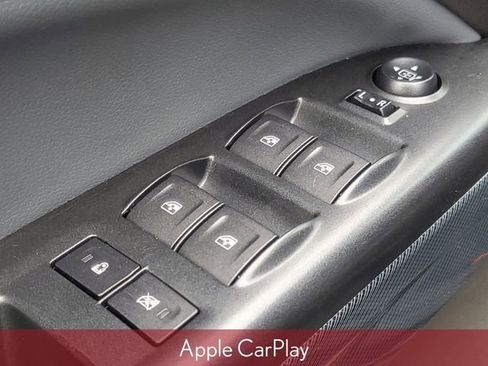 Used 2016 Chevrolet Colorado Z71 image 12