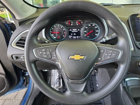 Used 2024 Chevrolet Malibu LT FWD image 24