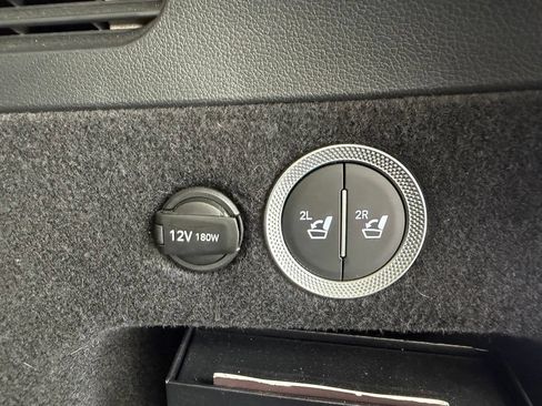 Used 2025 Genesis GV80 2.5T Standard AWD/4WD image 35