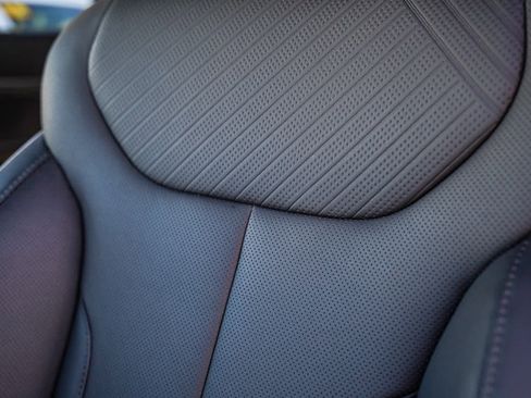 Certified 2025 Hyundai Palisade SEL image 24