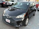 Used 2015 Toyota Yaris L image 2