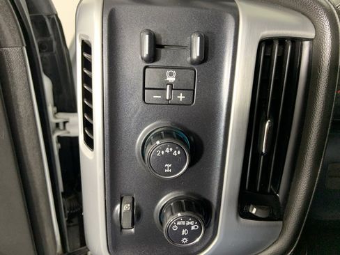 Used 2019 GMC Sierra 2500 SLT w/ Duramax Plus Package image 10