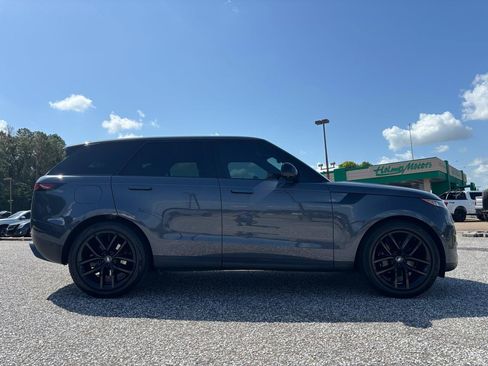 Used 2023 Land Rover Range Rover Sport SE AWD/4WD image 7