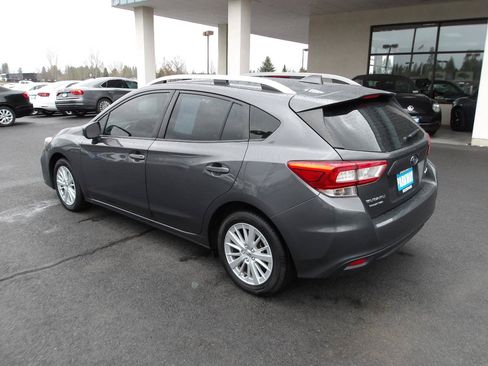 Used 2018 Subaru Impreza 2.0i Premium w/ Eyesight & BSD & Rcta AWD/4WD image 3
