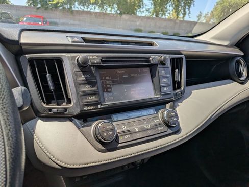 Used 2015 Toyota RAV4 XLE AWD/4WD image 13
