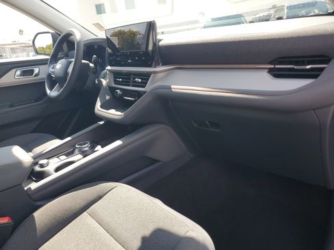 Used 2026 Ford Explorer Active image 18