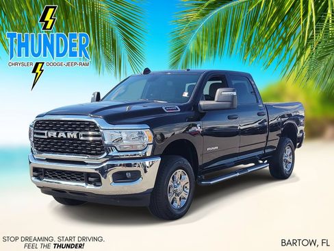 Used 2024 RAM 2500 Big Horn AWD/4WD image 2