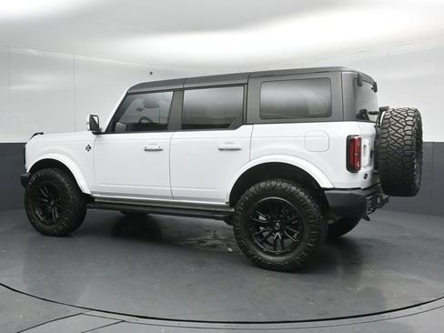 Used 2023 Ford Bronco Outer Banks image 5
