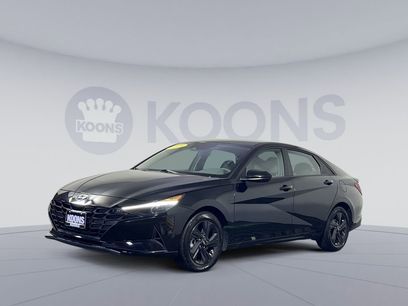 Used 2023 Hyundai Elantra Blue w/ Preferred Accessory Package