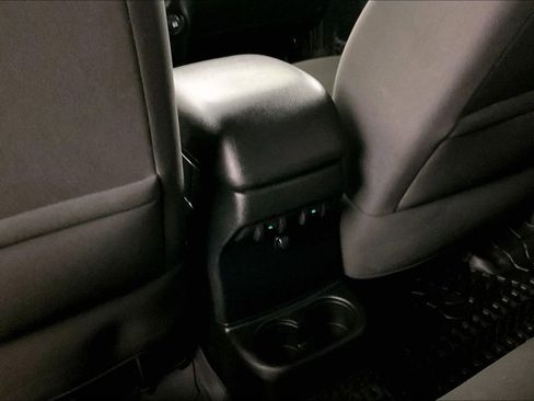 Used 2017 Jeep Wrangler Unlimited Sport w/ Quick Order Package 23S image 10