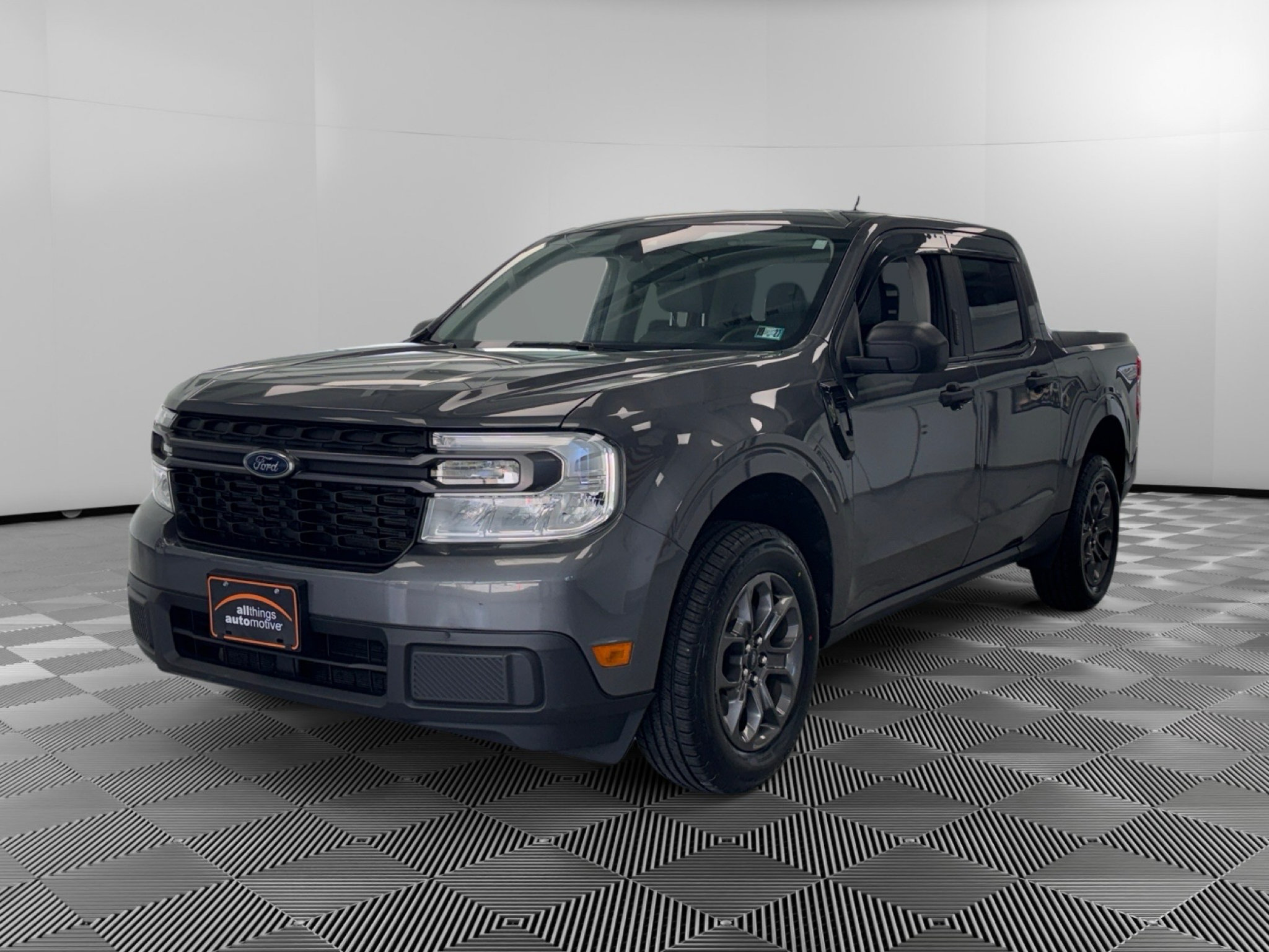 Used 2023 Ford Maverick XLT FWD image 4