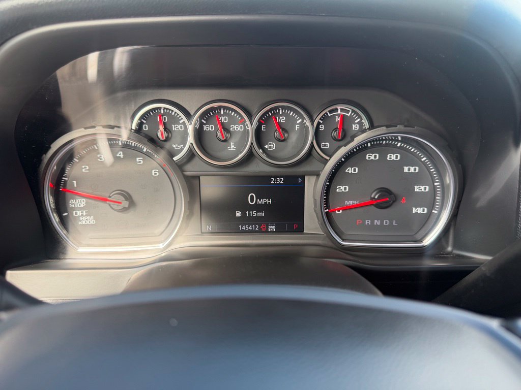 Used 2021 Chevrolet Silverado 1500 LT AWD/4WD image 31