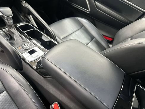 Used 2025 Kia Telluride S image 24