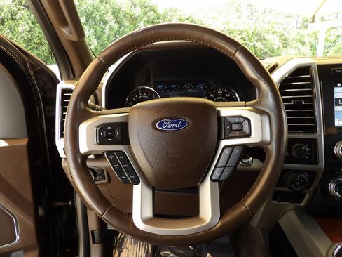 Used 2017 Ford F150 King Ranch w/ Equipment Group 601A Luxury image 17